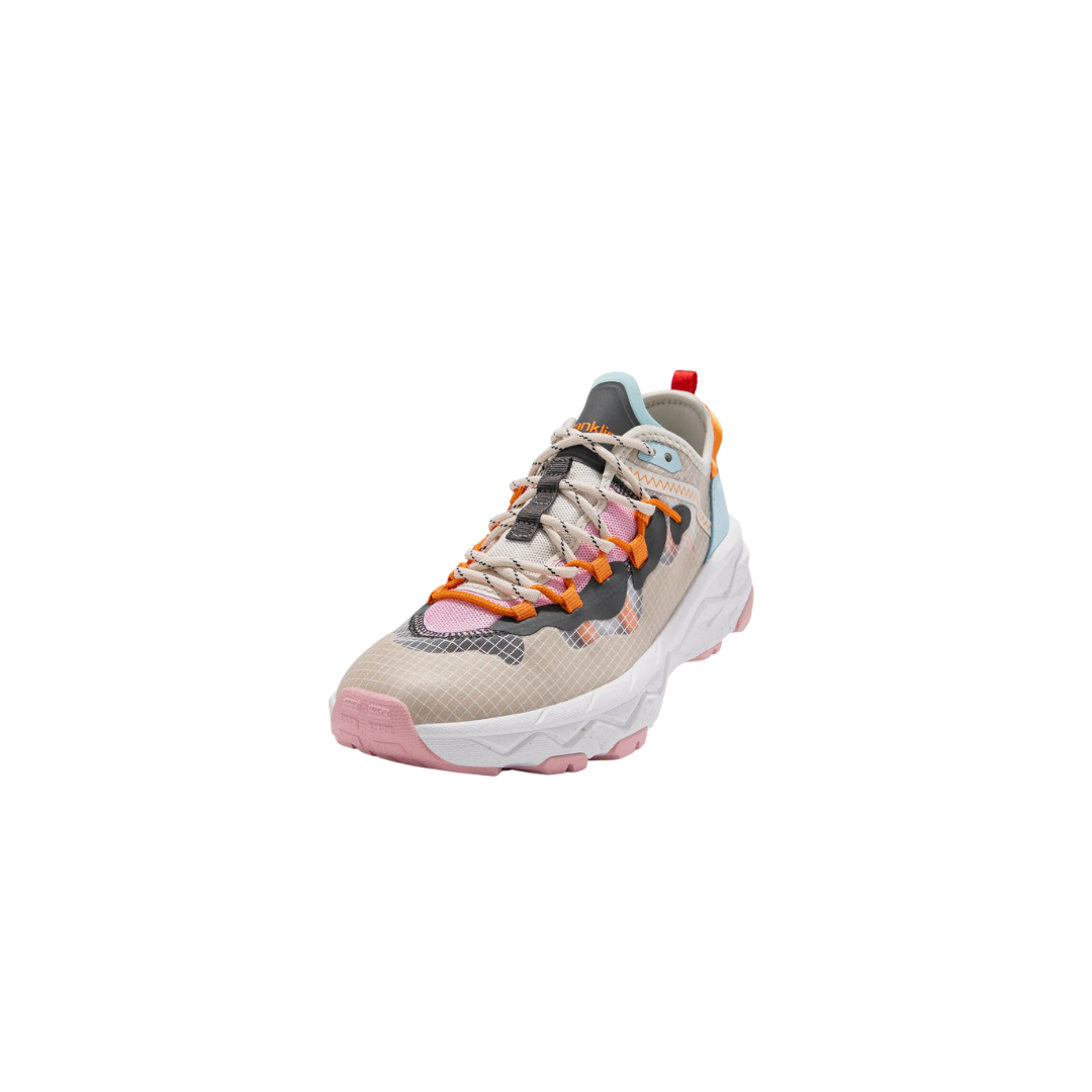 SNEAKER PEAK